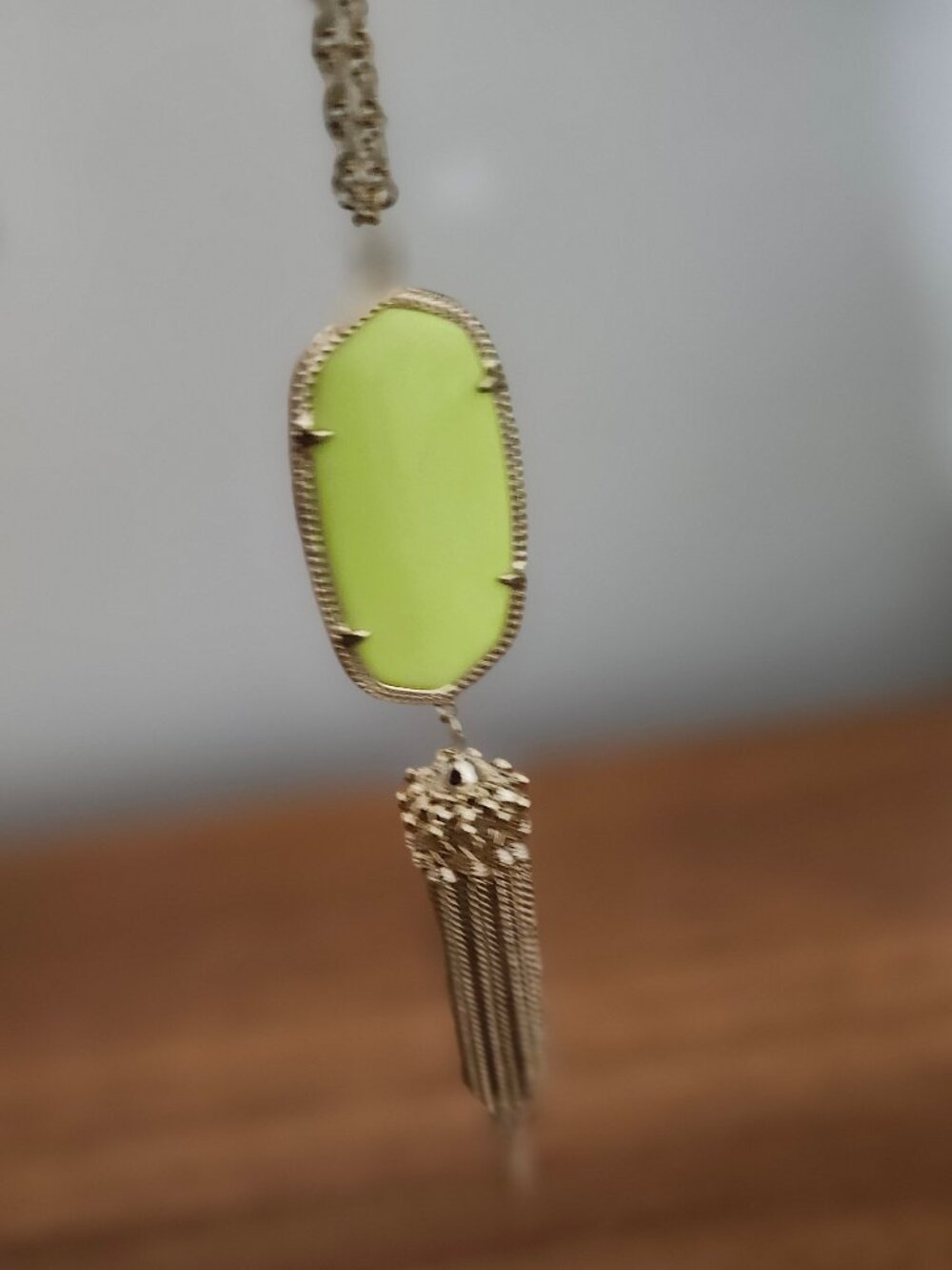 Kendra Scott Neon Yellow Rayne Gold Pendant Necklace